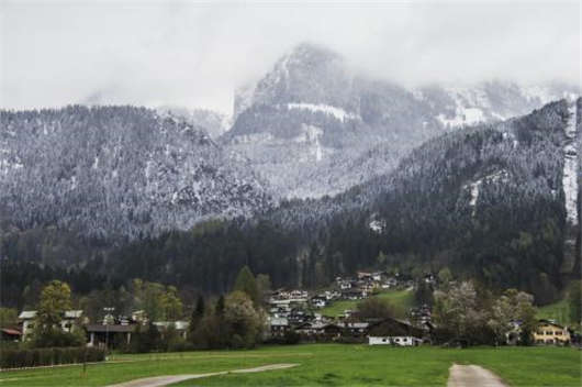   德國生活，法律社會保險制度保障詳解