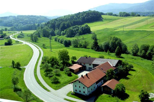 <a style='color:#268bd1;cursor:pointer;' href='/'>德國(guó)移民</a>政策改革，工作移民、費(fèi)用介紹