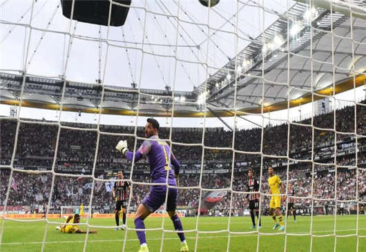 德國(guó)德甲：專注于第5天，馬塞爾·薩比策得分，阿米·哈里特得分